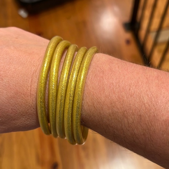 Jewelry - Gold plastic bracelets